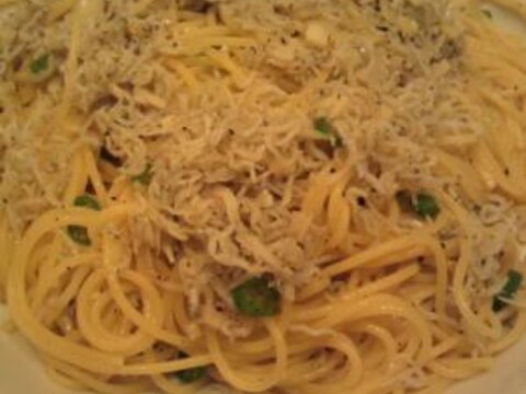 辛くて美味しい しらすと青唐辛子の大人パスタ レシピ 作り方 By アッカしお 楽天レシピ 辛くて美味しい しらすと青唐辛子の大人パスタ レシピ 作り方 By アッカしお 楽天レシピ